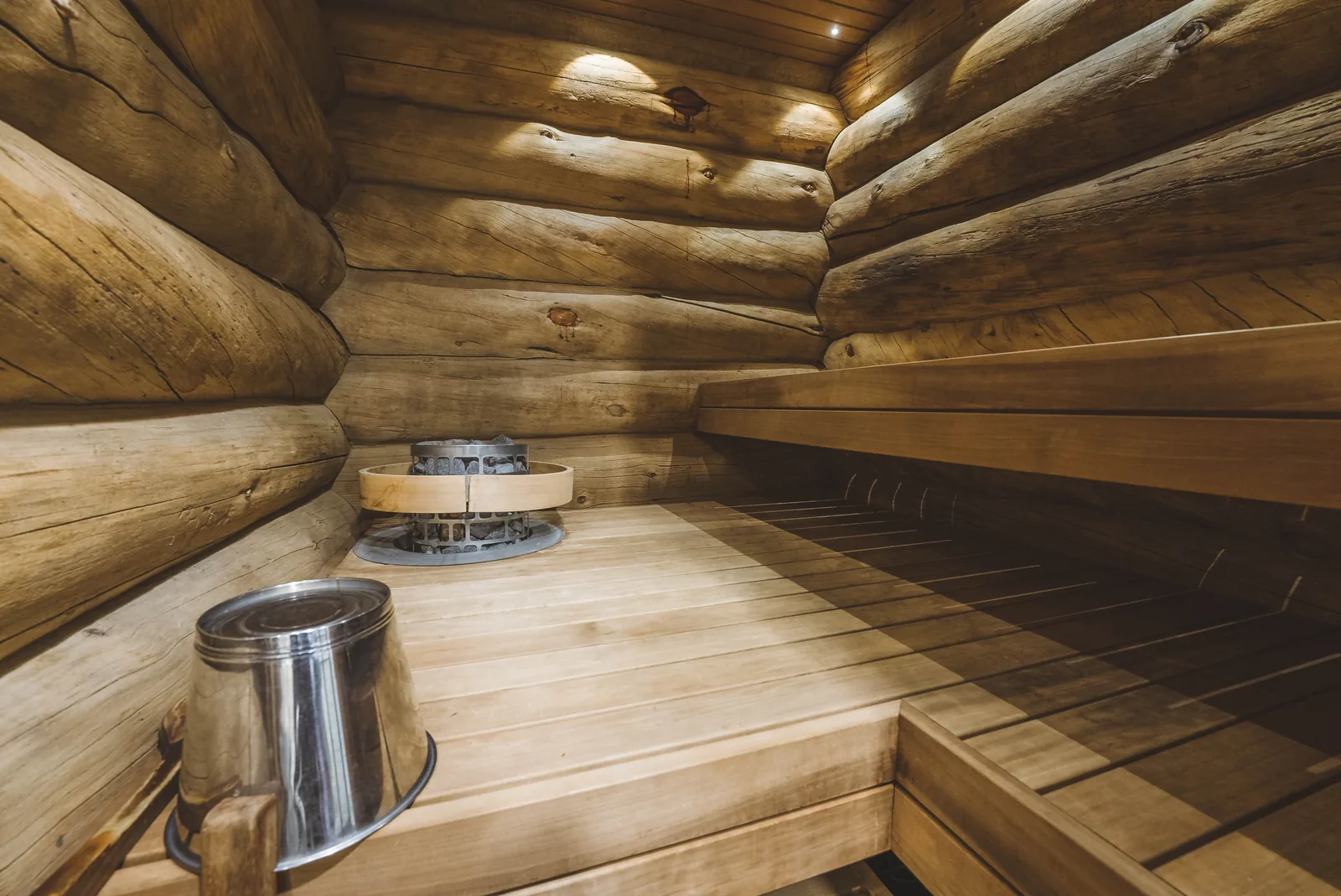 Private Holzsauna in der gemütlichen Blockhütte